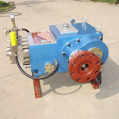 Dinamitador reciprocando de alta pressão horizontal da água da barra 90kw da bomba de atuador 550